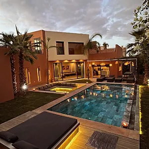 Mattia Piscine Chauffee Sans Vis A Vis Villa Marrakesh